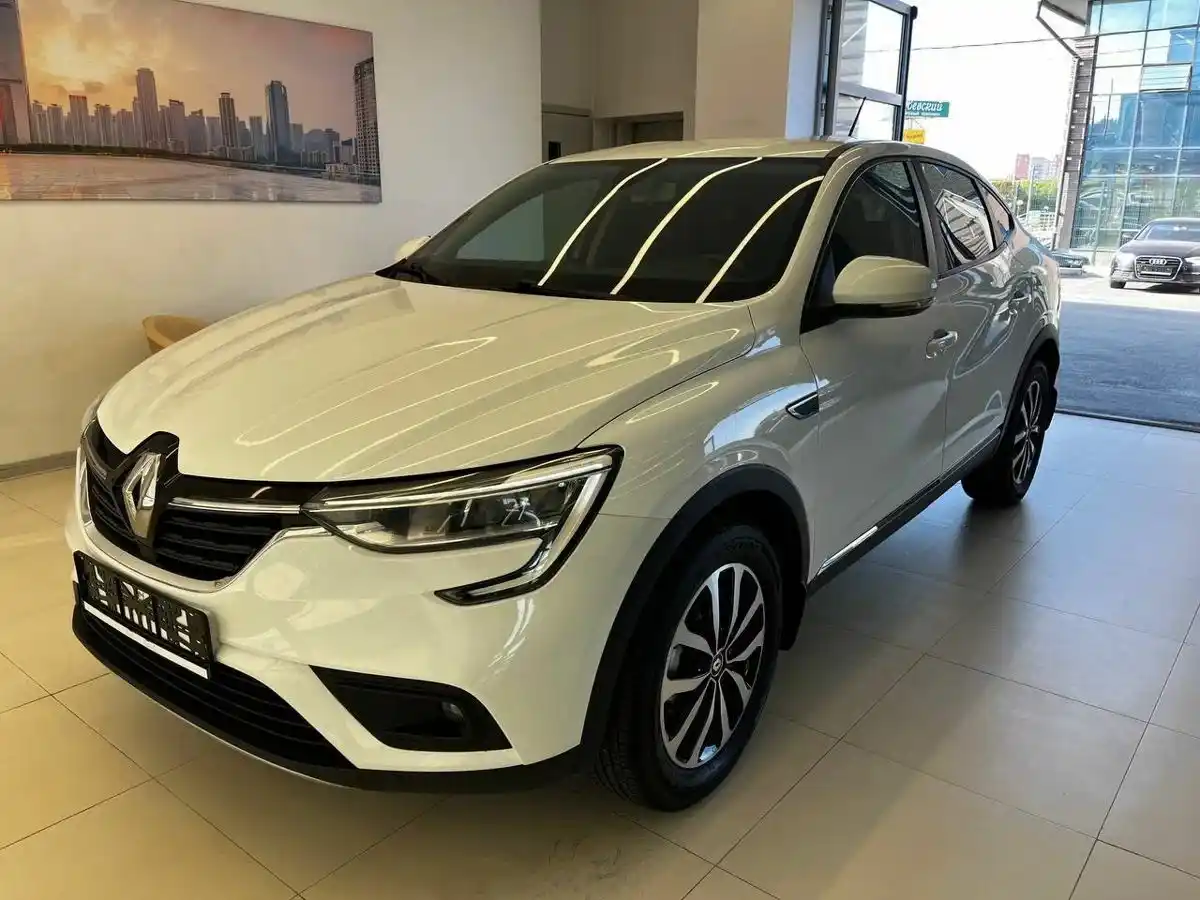 Renault Arkana по цене от 742 000 рублей